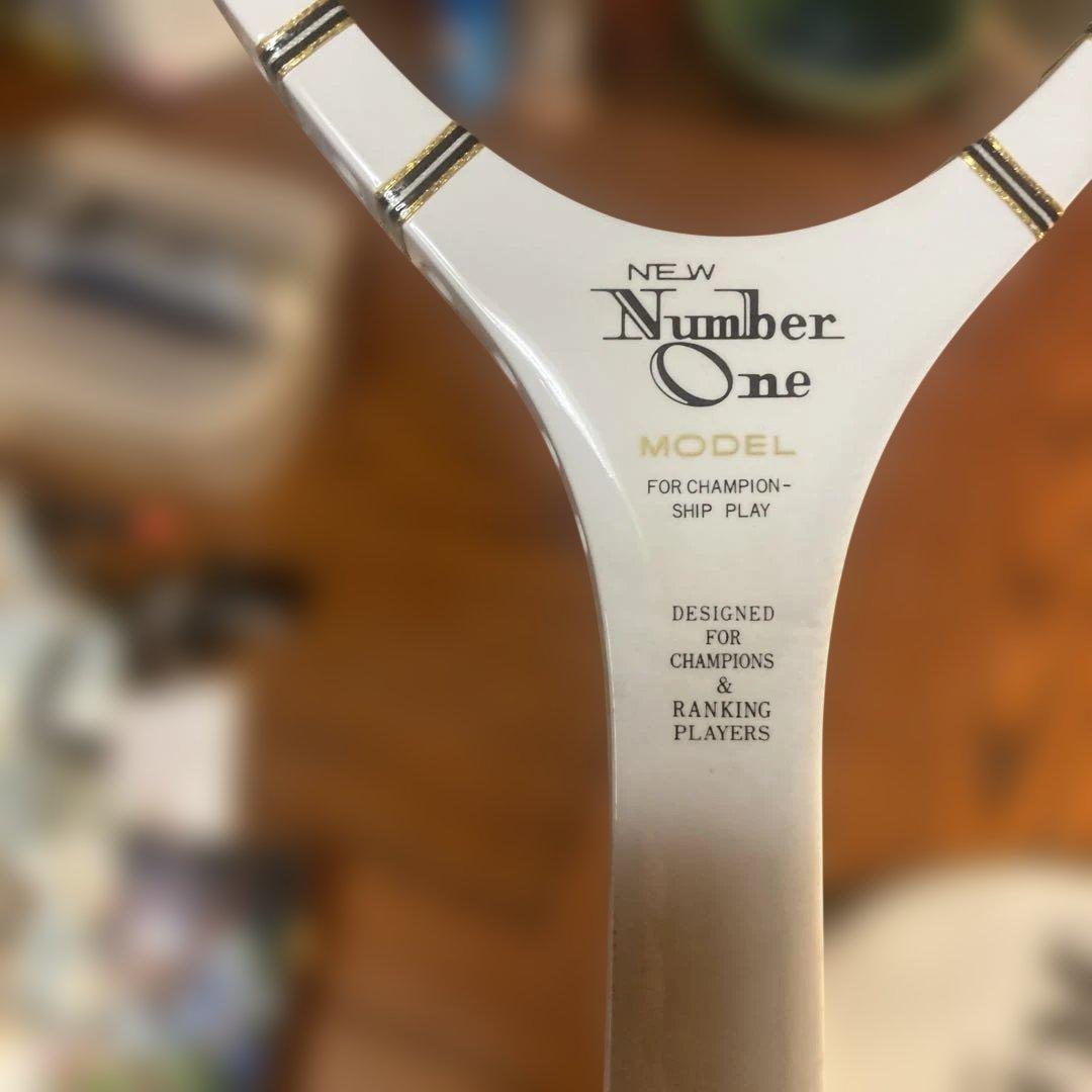 軟式テニスラケットカバー付き　伝統のウッドnewNUMBERONE
