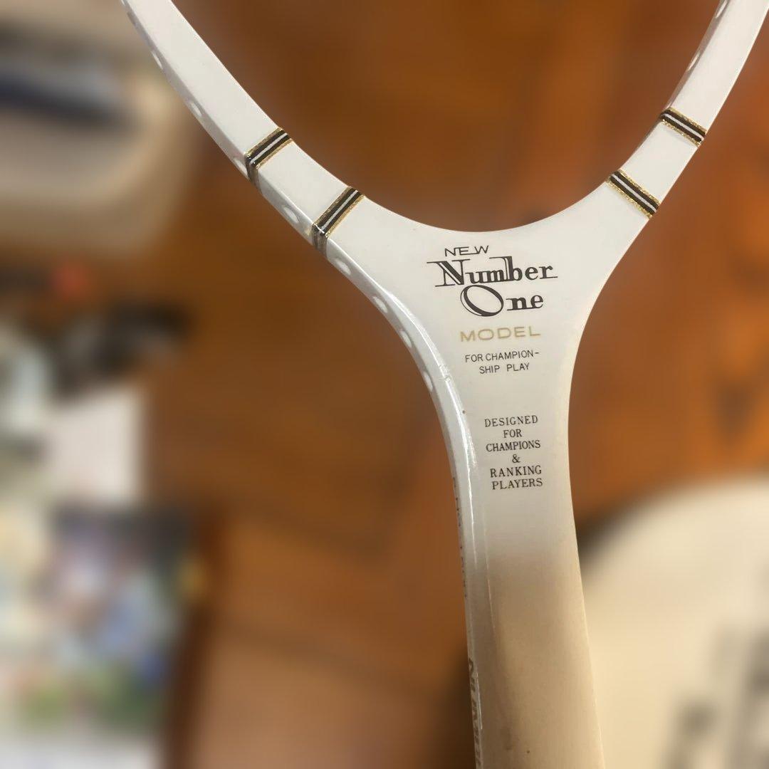 軟式テニスラケットカバー付き　伝統のウッドnewNUMBERONE