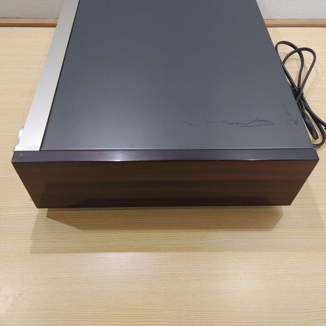 Accuphase FMステレオチューナー T-108