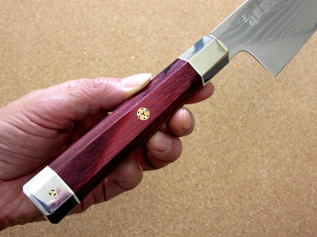 関の刃物 三徳包丁 180mm 三昧 荒波 コアレス鋼 野菜 肉切り 両刃万能