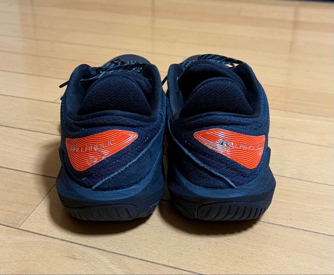 ballaholic ASICS ノヴァサーズ