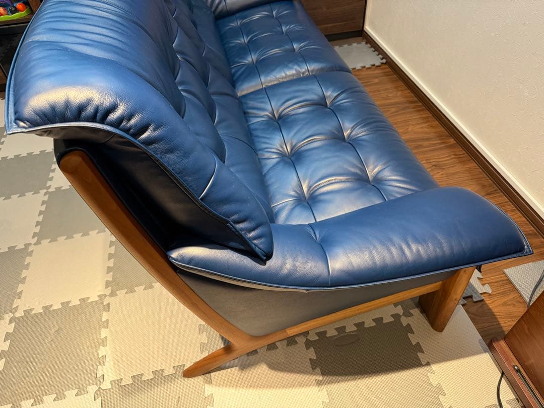 カリモク 3人掛けソファ ZU4953 R570