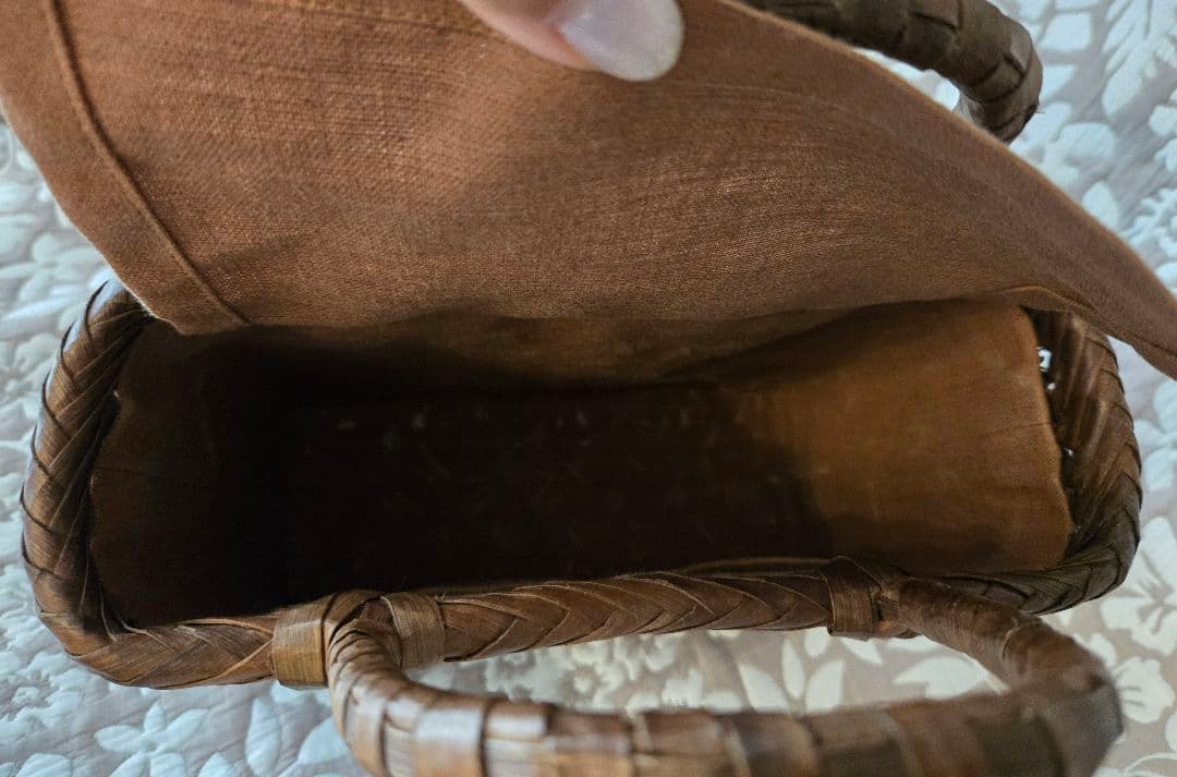 かごやの胡桃かごバッグ