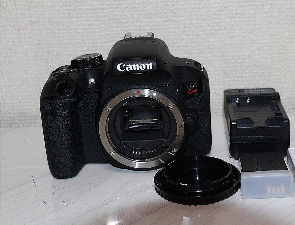 Canon EOS Kiss X9i デジタル一眼レフカメラ