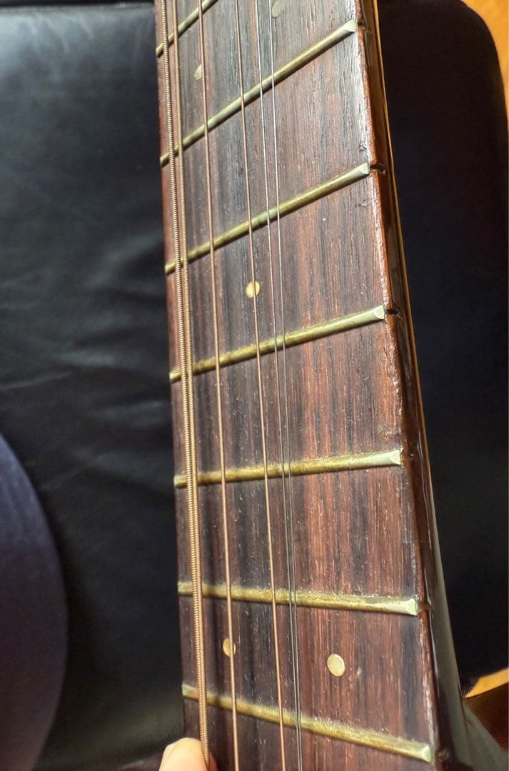 T*i様 Yamaha FG-140 希少・赤ラベル　ヴィンテージアコースティッ