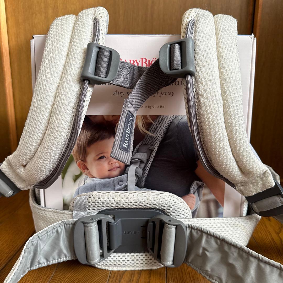 BABYBJÖRN 抱っこ紐 メッシュ グレー/ホワイト