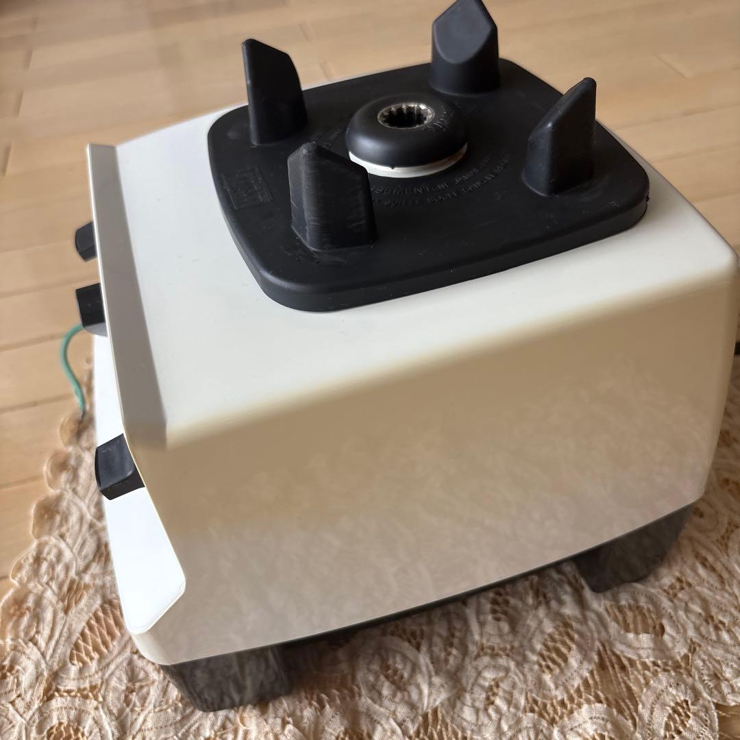 キッチン家電 vitamix vm0111