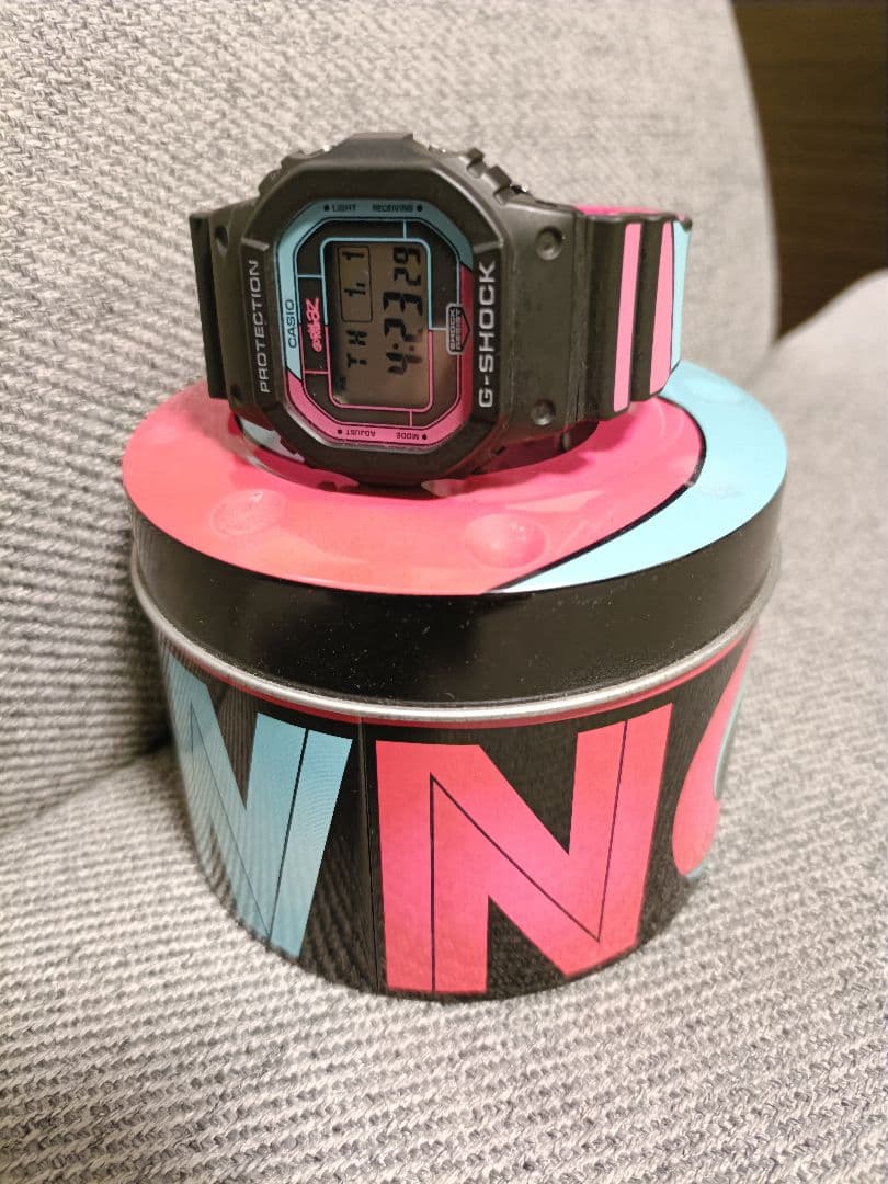 G-SHOCK デジタル腕時計 GORILLAZコラボ　ブラック/ピンク/ブルー