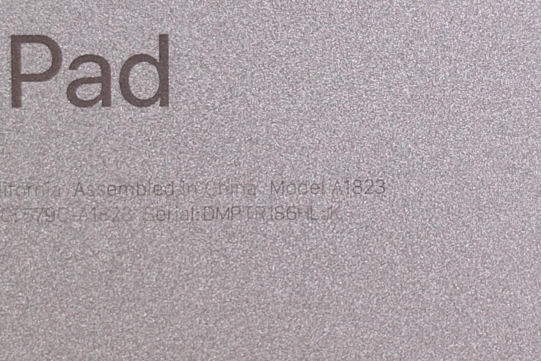 iPad 第5世代 Cellular シルバー 32GB A1823
