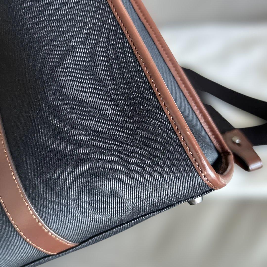 【美品】ハンティングワールド 【7831ビジネスバック】 ブラック&ブラウン