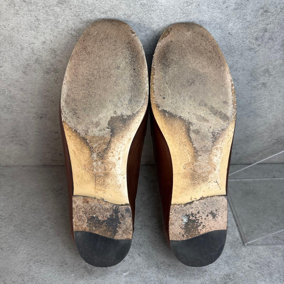 人気定番品！TOD’S トッズ ケイト レザー ローファー メタルチェーン