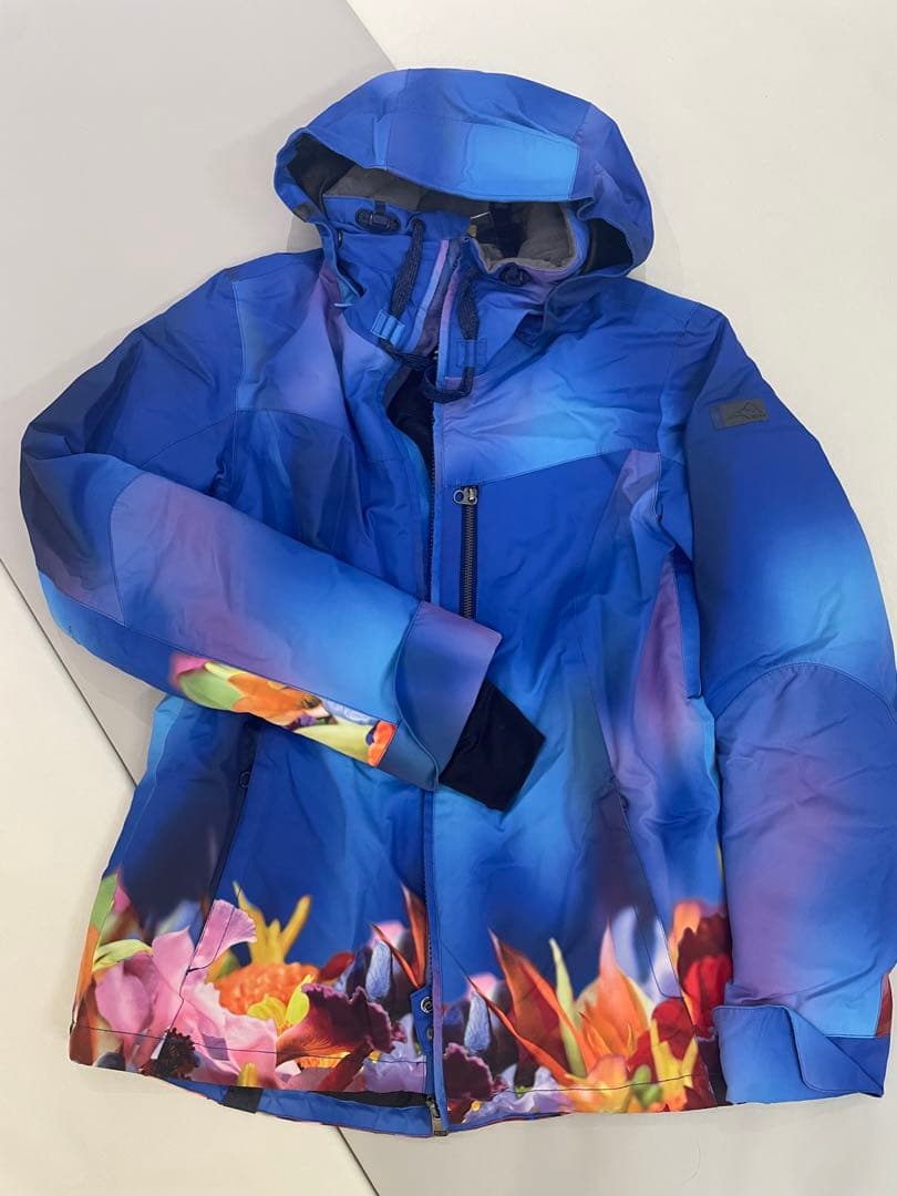 レディース　ROXYスノーボードウェア 青色 花柄　蜷川実花