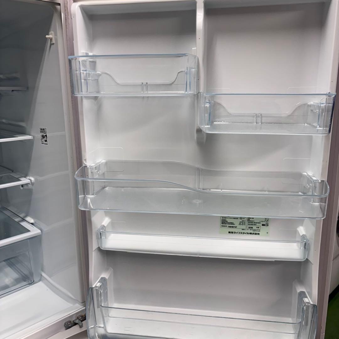 670 東芝大型冷蔵庫　400L強　小型　家庭用　自動製氷　ガラスパネル　右開き