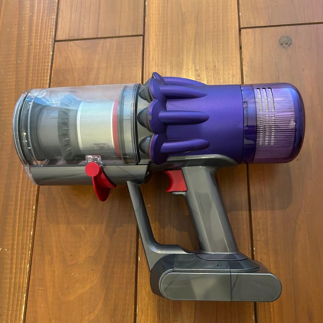 dyson digital slim fluffy☆クリーニング済み☆訳あり