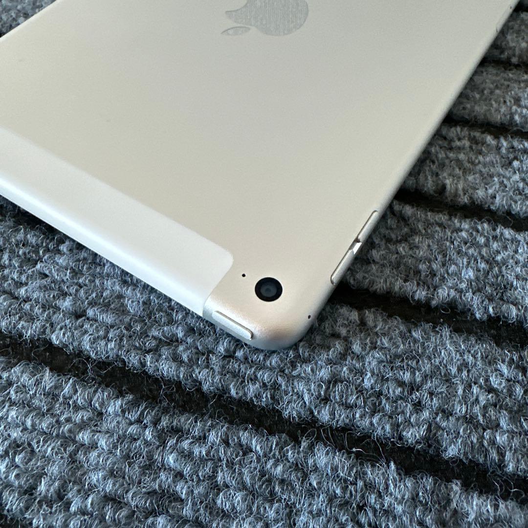 70【早い者勝ち】iPad mini4 第4世代 128GB Wi-Fi