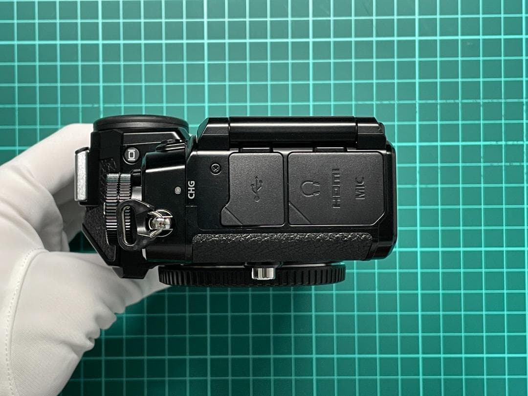 [美品・保証残] Nikon Zf レンズキット 40mm f2 SE グリップ