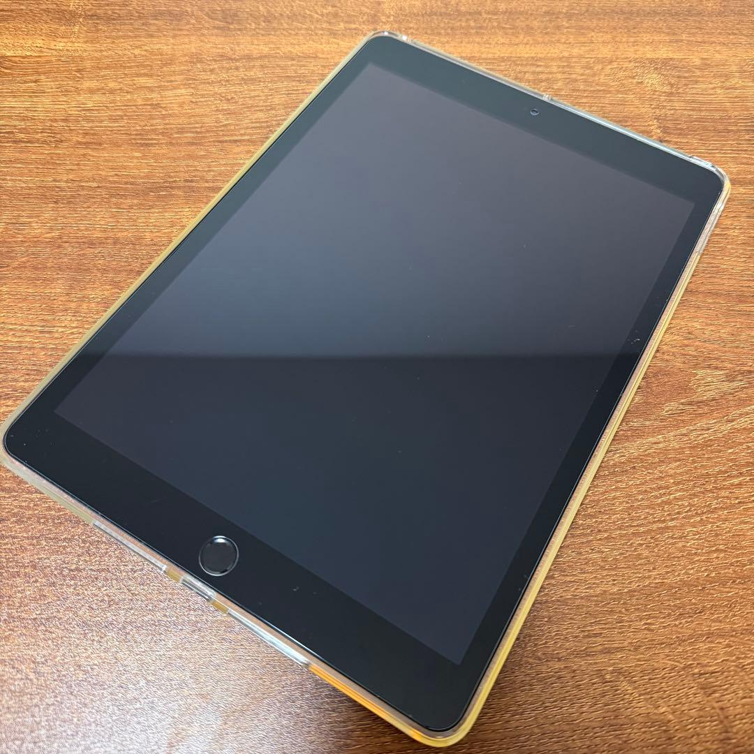 【期間限定】Apple iPad 第7世代 フィルム/ケース付き