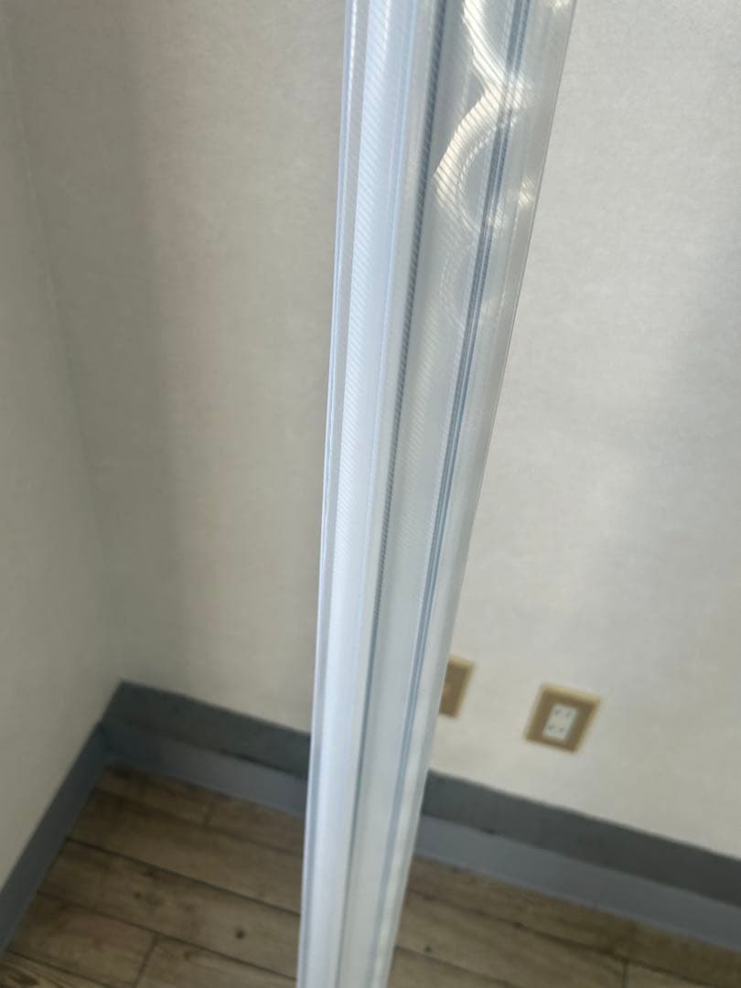 ロールスクリーン 180cm x 180cm アイボリー