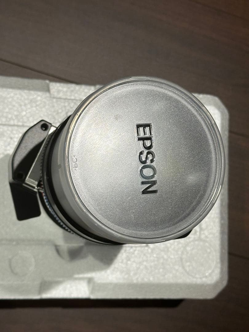 エプソン　中焦点プロジェクターレンズ　ELPLM10 1回のみ使用　ほぼ新品