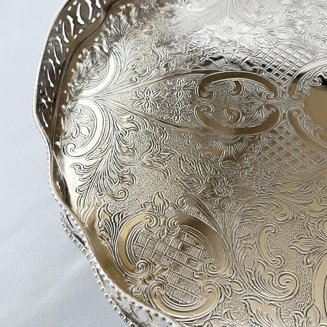 【英国】 ギャラリートレー サークル型 30cm 【シルバープレート】