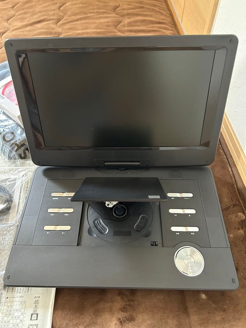 ポータブルDVDプレーヤー 14インチ
