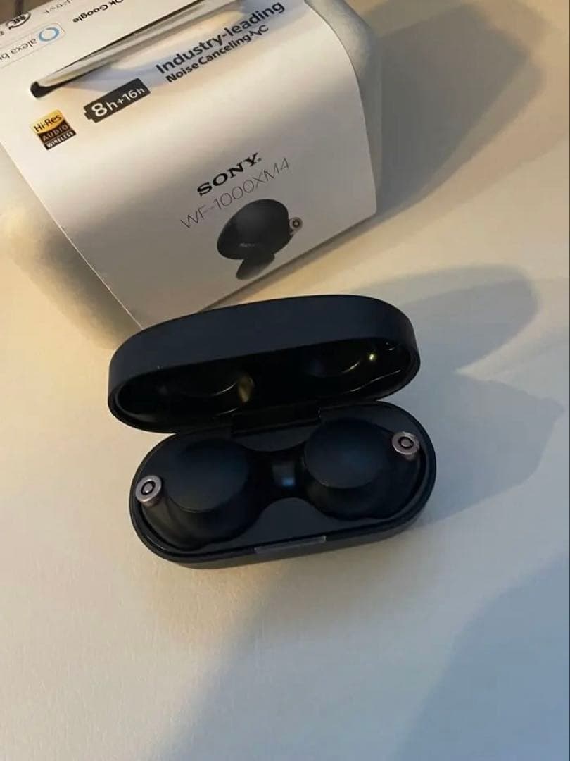 SONY　WF-1000XM4　ワイヤレス　ノイズキャンセリング　バッテリー新品