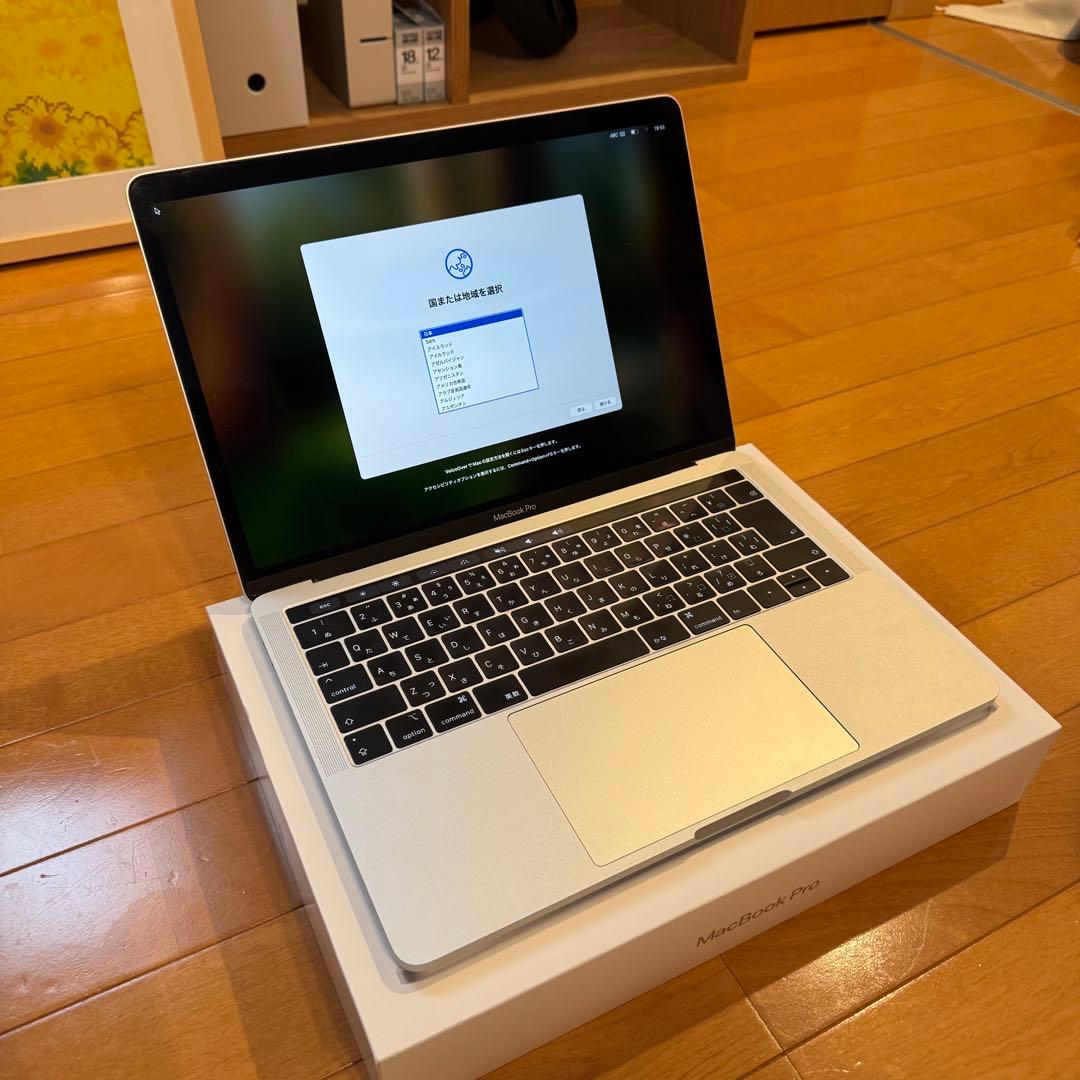MacBook Pro (13インチ, 1TB, 16GB)