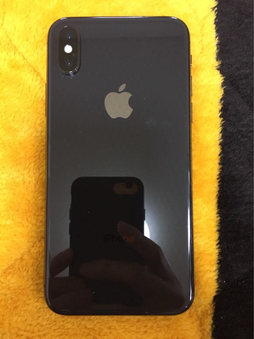 iPhone X 64GBブラック 本体 SIMロック解除済