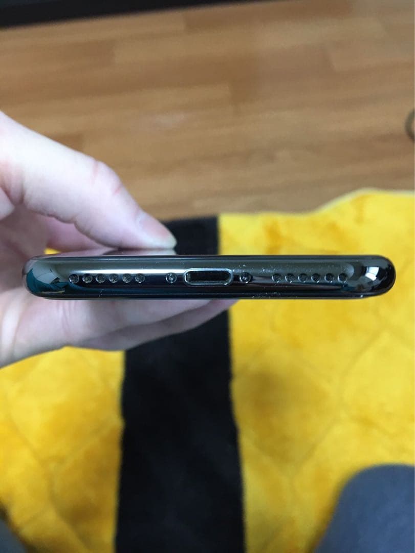 iPhone X 64GBブラック 本体 SIMロック解除済