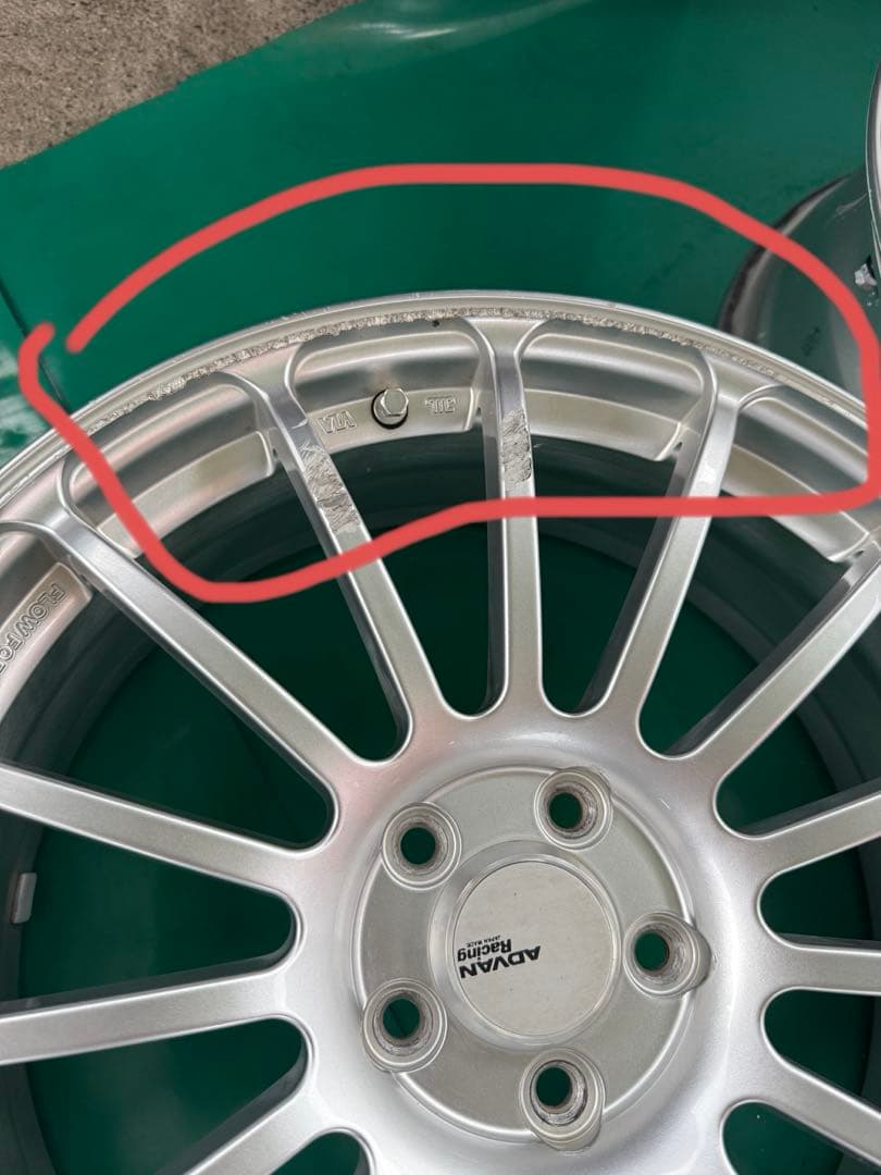 シ*ー様 ADVAN Racing RT 18×7J+50 5H- PCD100