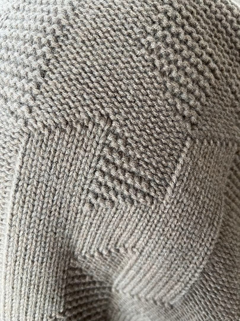 【エルメス】エルメス　ポンチョHモチーフ　新品　34サイズ