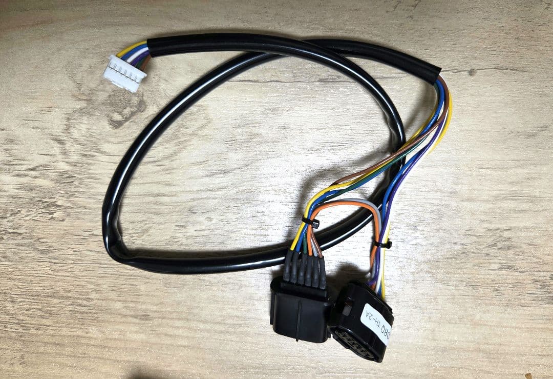 PIVOT 3-DRIVE PRO スロットルコントローラーTH-2Aハーネス