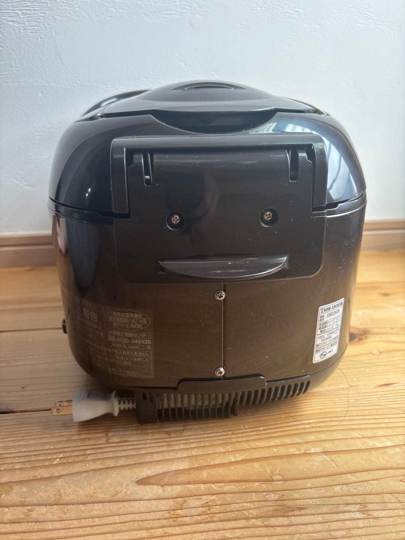 【ss 1000】炊飯器　一升炊き　象印　NW-VH18