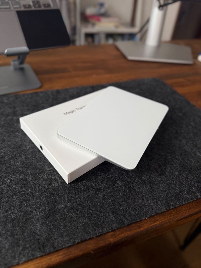 マウス・トラックボール Magic Trackpad MK2D3Z/A