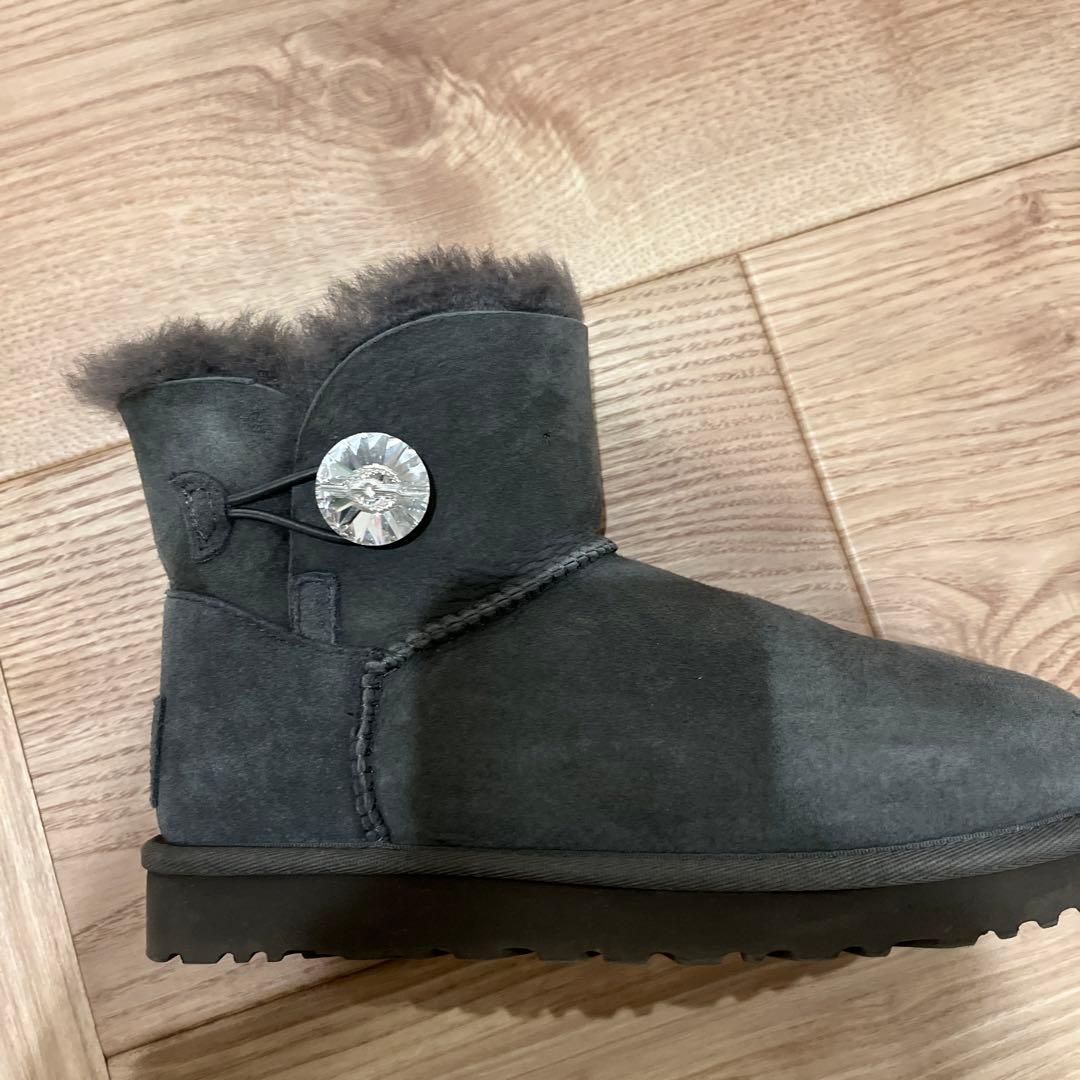UGG ブーツ　23センチ