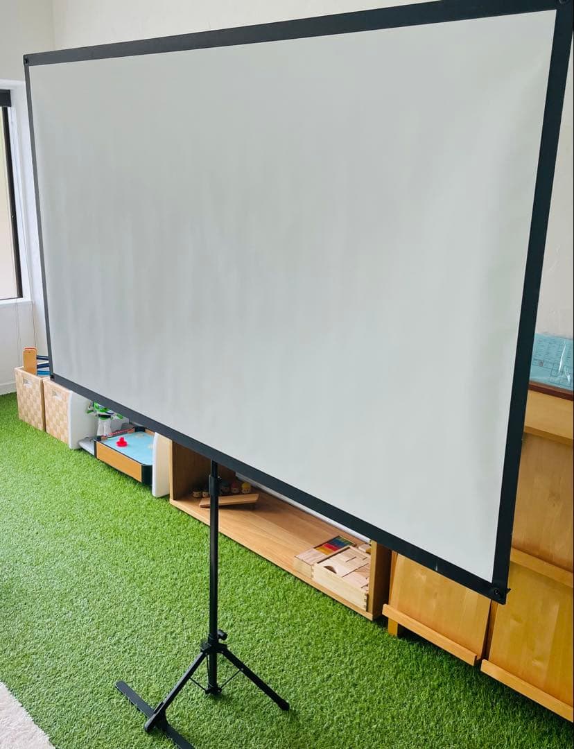 EPSON モバイルスクリーン 80インチ ELPSC21B