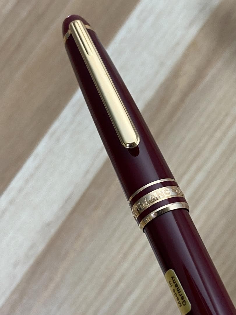 未使用に近い　モンブラン ボルドー色x ゴールド 164 クラシック ボールペン