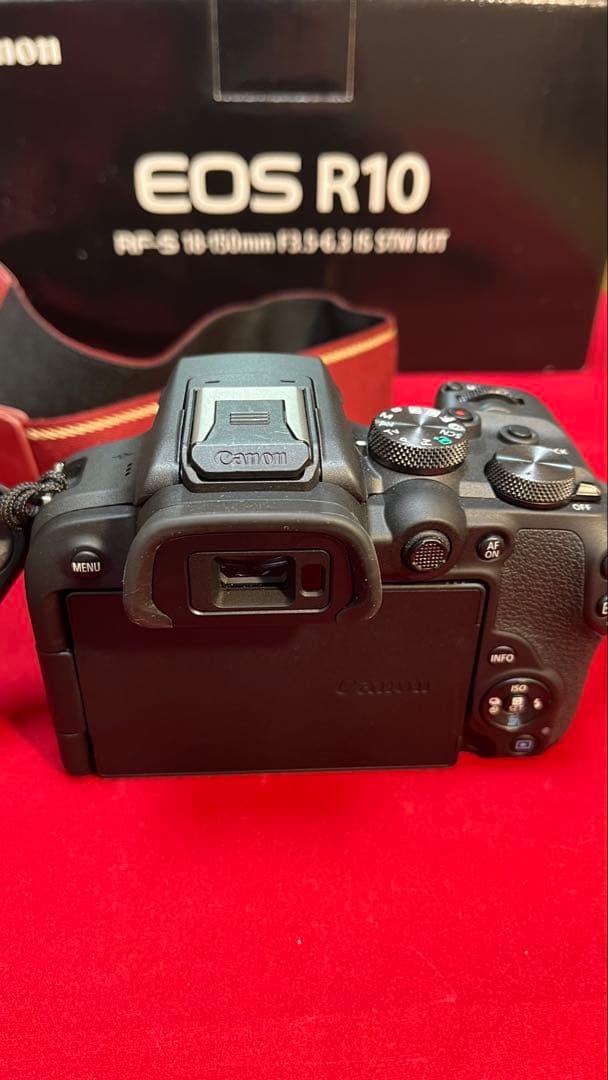 Canon EOS R10 レンズキットRF-S 18-150mm