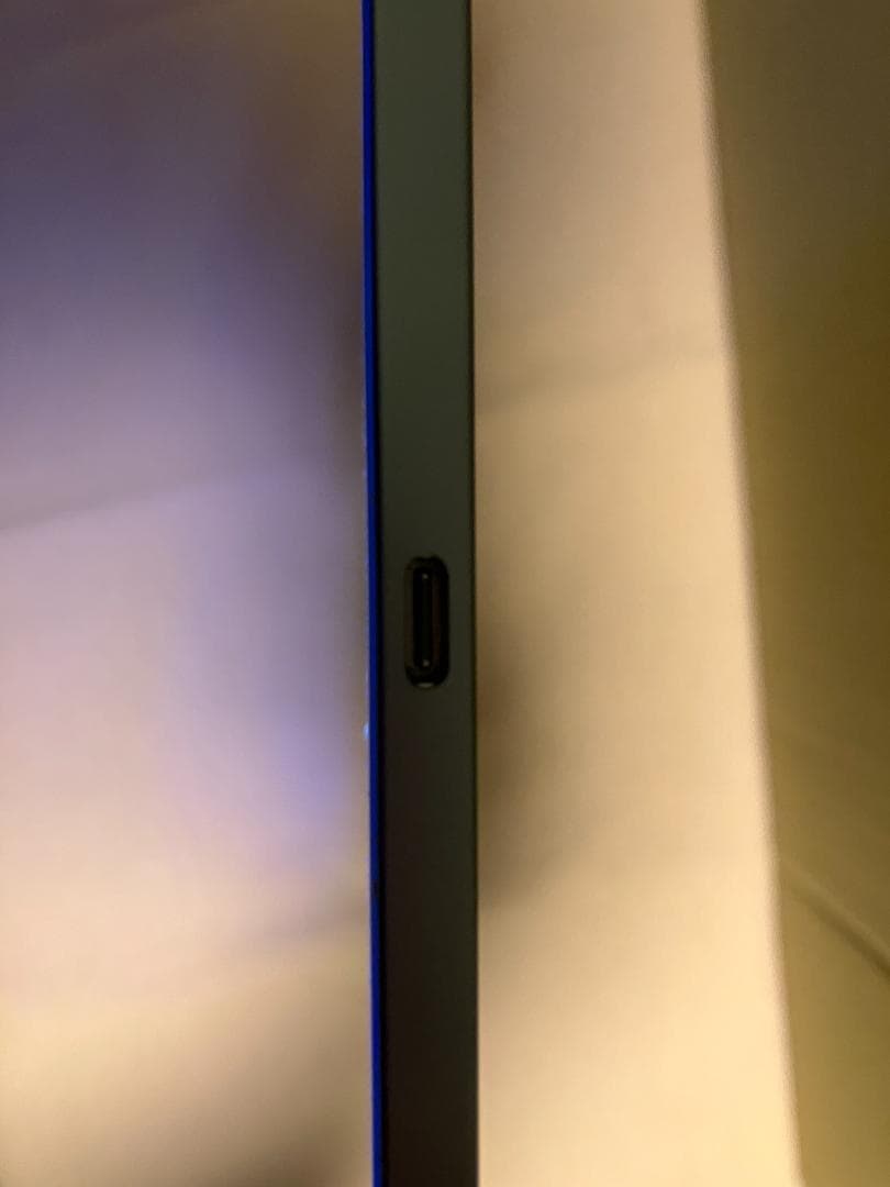 【美品】iPad Pro 第6世代 12.9 128GB シルバー+ケース等