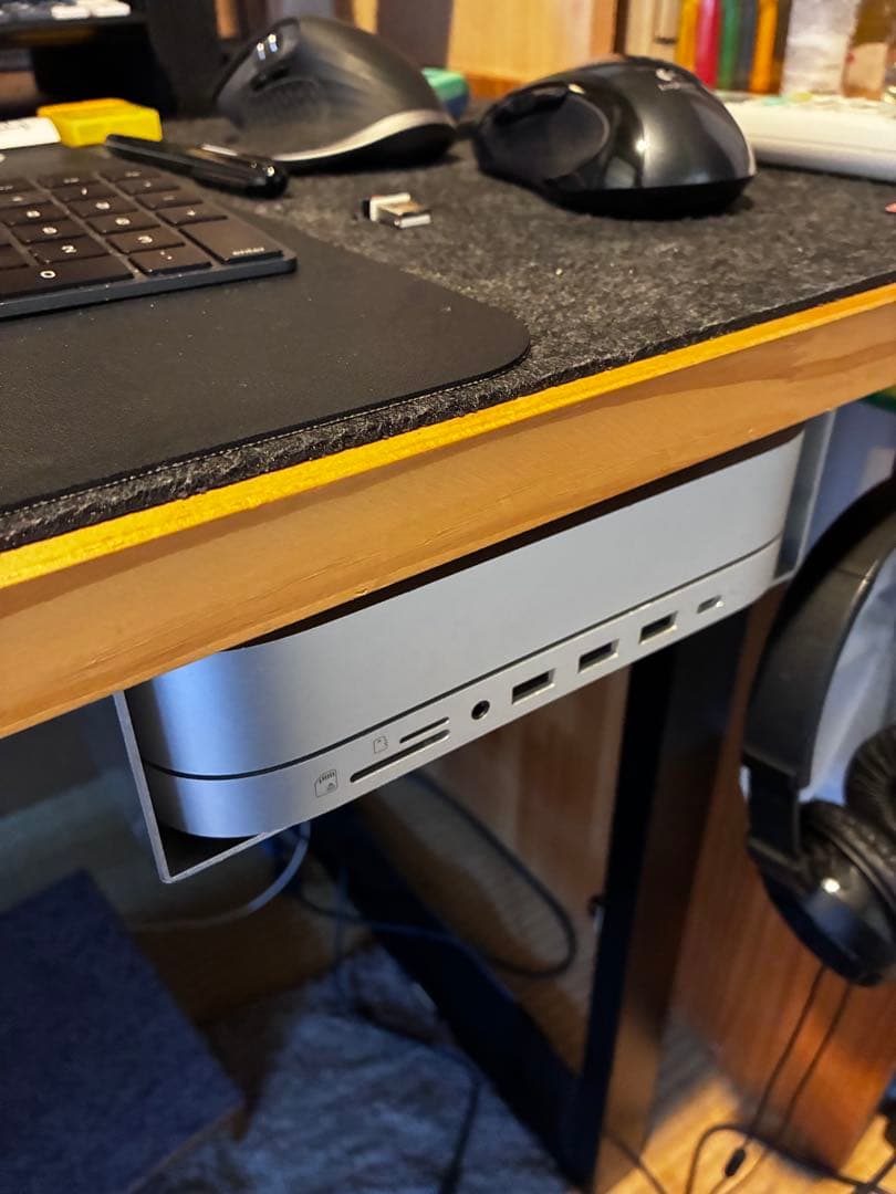 Mac mini m1 メモリ16GB SATECHI スタンドハブ付き