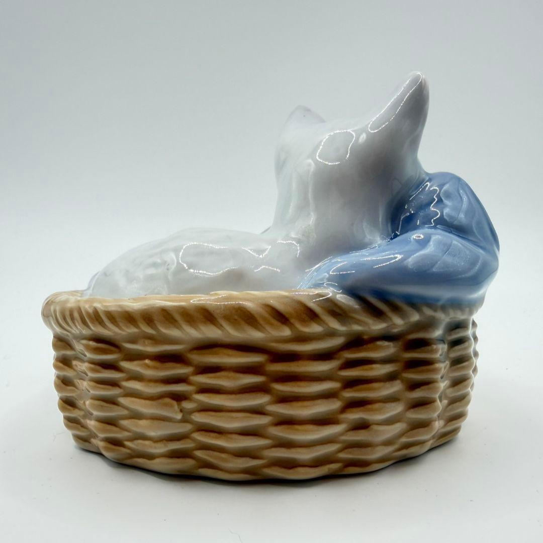 希少 美品☆ロイヤルコペンハーゲン 猫 フィギュリン Kitty 2010