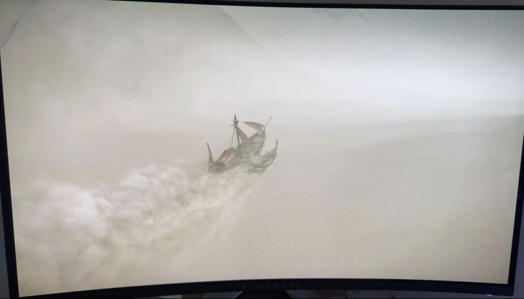 ALIENWARE 4K QD-OLEDゲーミングモニター　AW3225QF