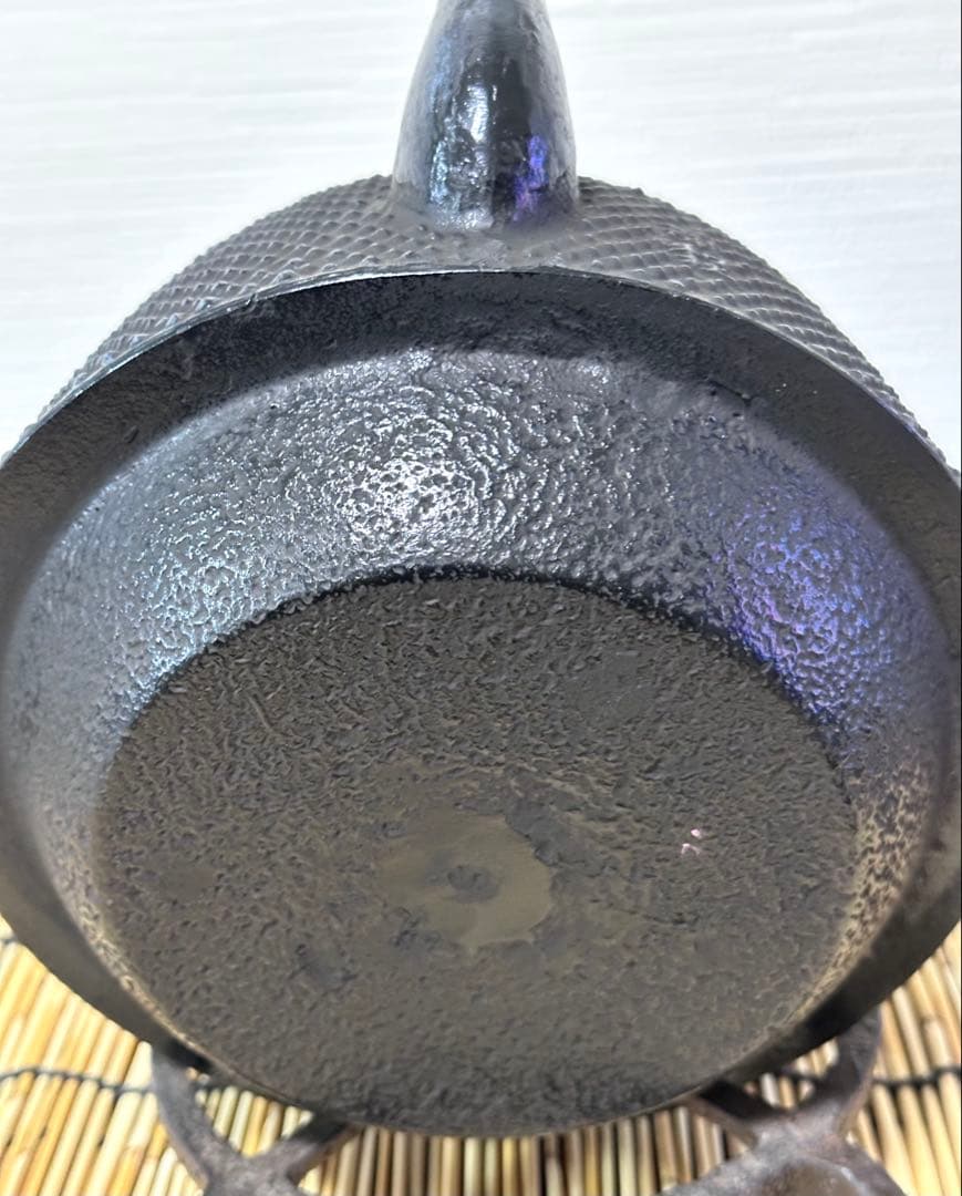 未使用品　工房和秋 金野 和秋作 １５型九重アラレ　南部鉄瓶　南部鉄器　鉄瓶