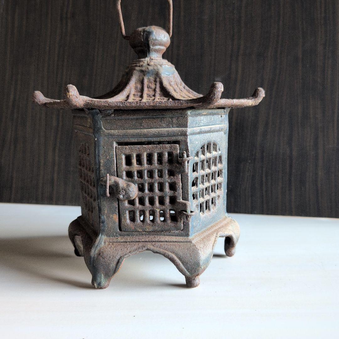 アンティーク灯籠　鉄製灯籠　レトロ