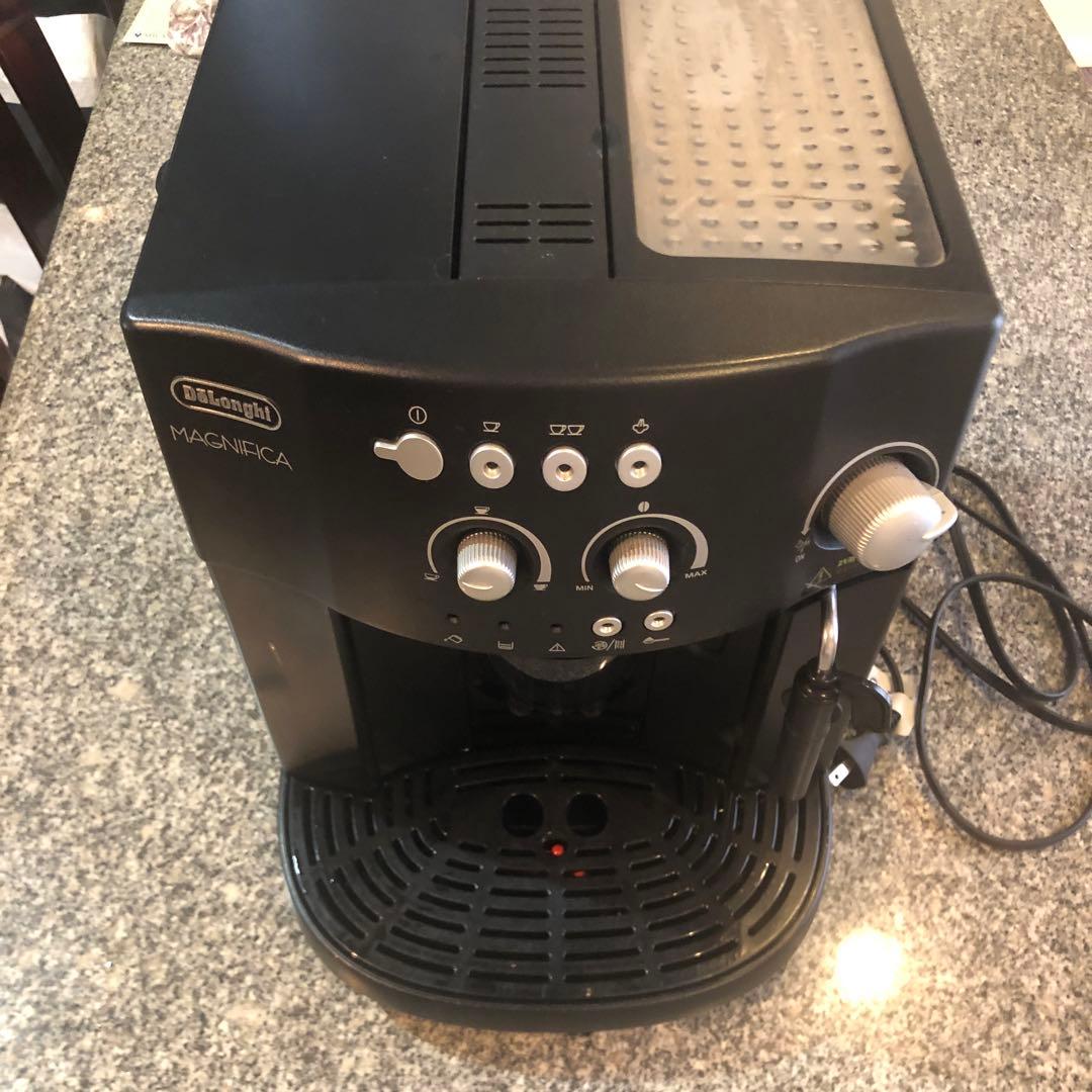 デロンギ全自動コーヒーマシン マグニフィカESAM1000SJ