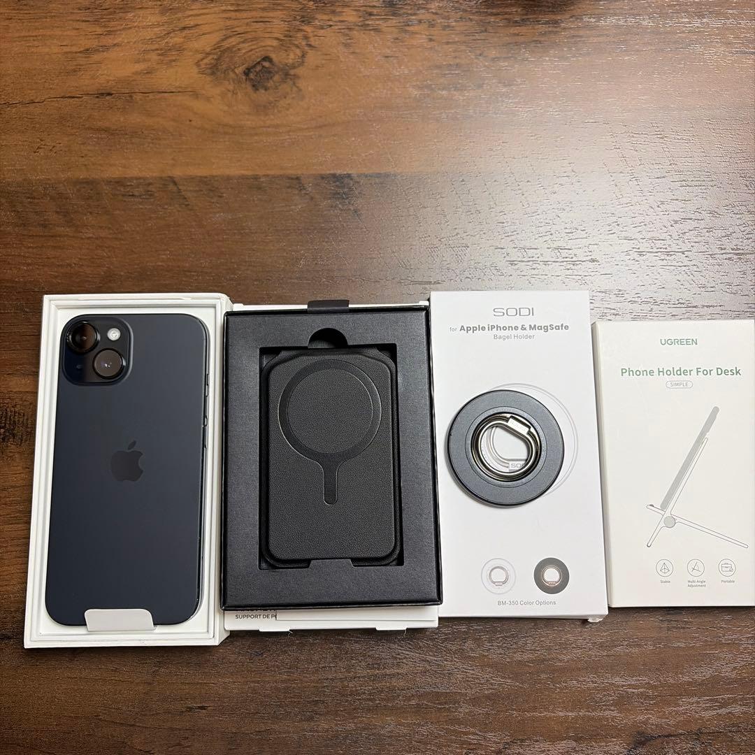 Apple iPhone 15 256gb ブラック本体