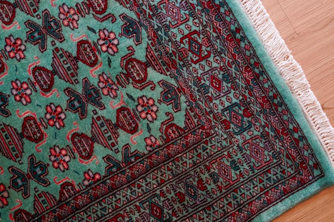 パキスタン手織り絨毯 ヴィンテージラグ 155×97cm . 1970年代