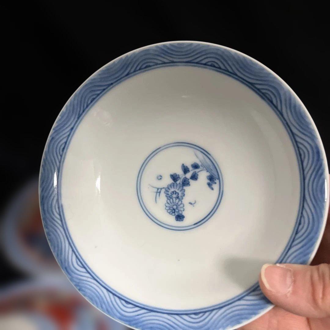 レア　　今右衛門　色鍋島　蓋付煮物椀 　4個セット 　手描き　赤地に青い花柄