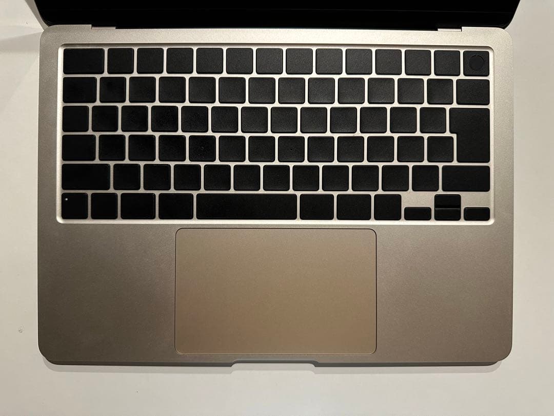 い*牛様 macbook air 2022 m2 16GB 512GB スターラ