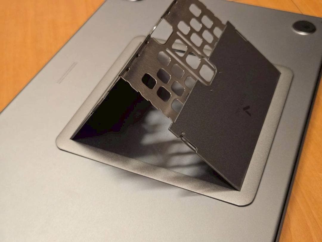 ★快適★ Macbook Air 13 (M2) 2022 8GB 256GB